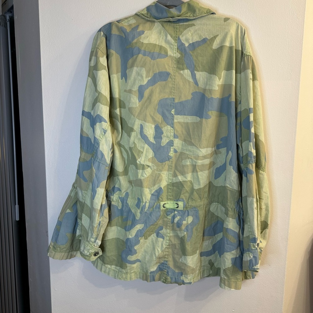Free People Camo Green and Blue Field Military Jacket Light Size Medium - Picture 6 of 9